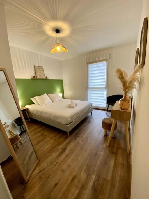 Appartement "Haven" à Saint-Priest  Extérieur photo