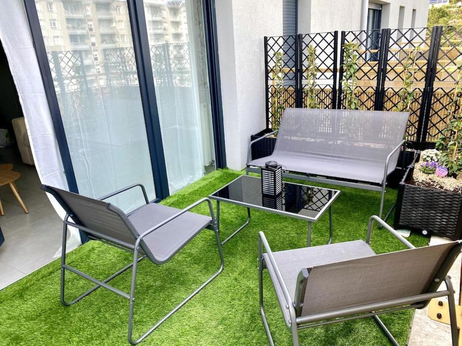 Appartement "Haven" à Saint-Priest  Extérieur photo